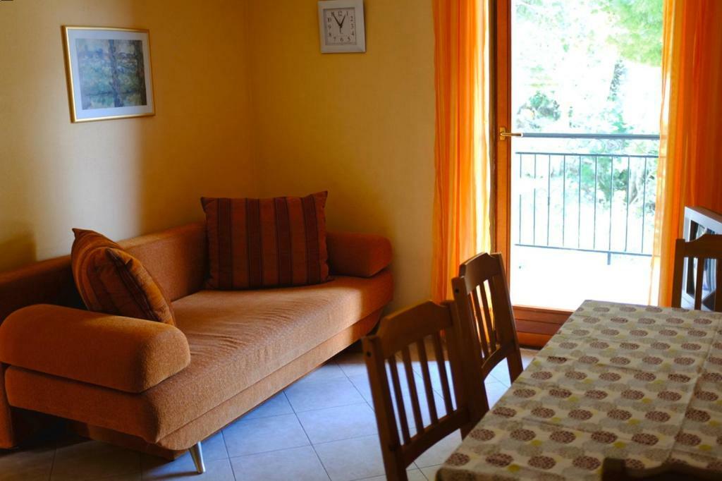 Apartments Marina Omiš Buitenkant foto